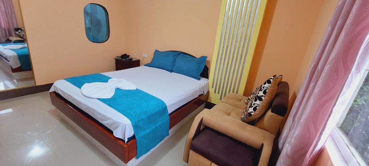 Hotel Platinum Class Nueva Loja Εξωτερικό φωτογραφία