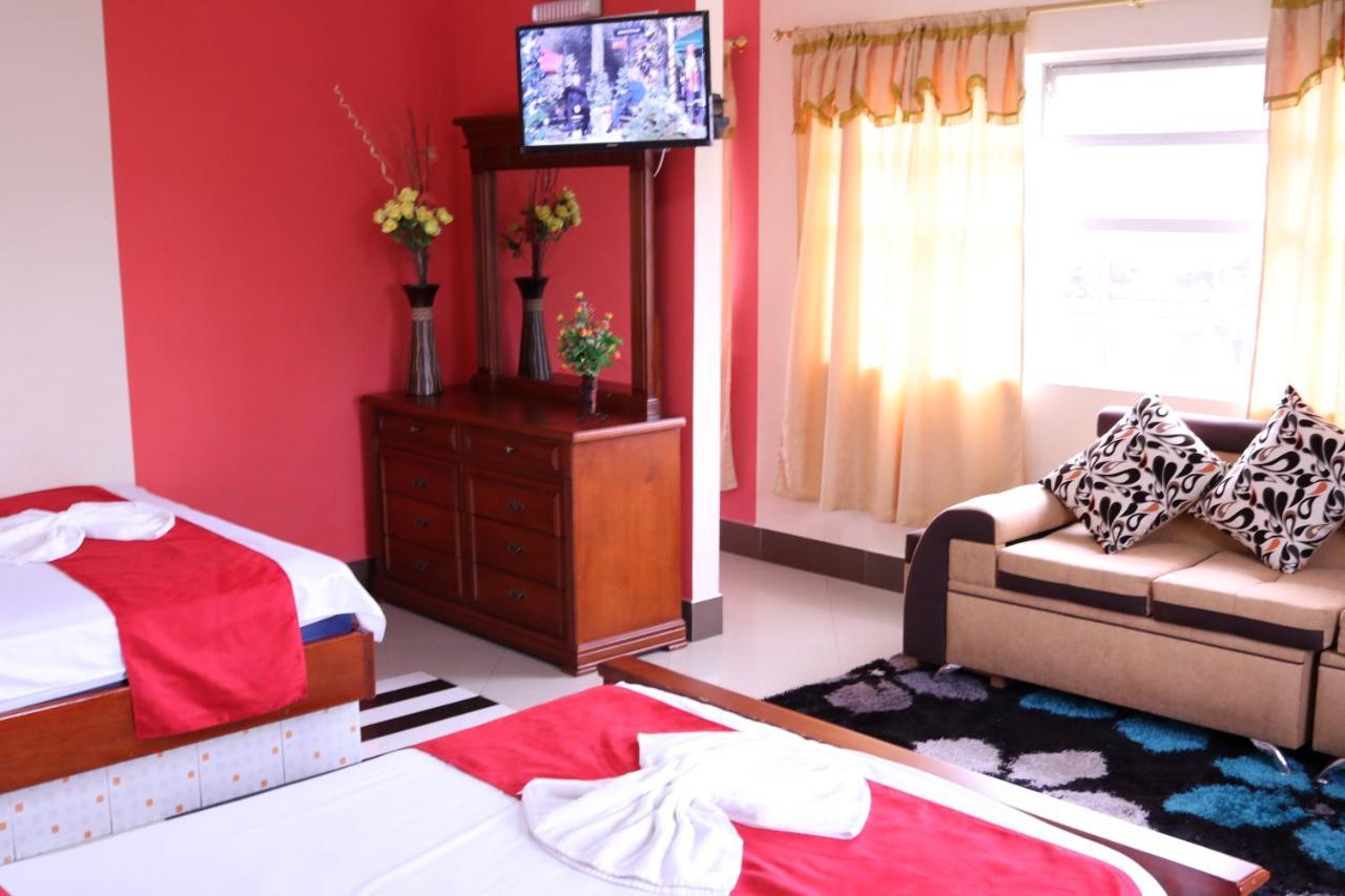 Hotel Platinum Class Nueva Loja Εξωτερικό φωτογραφία