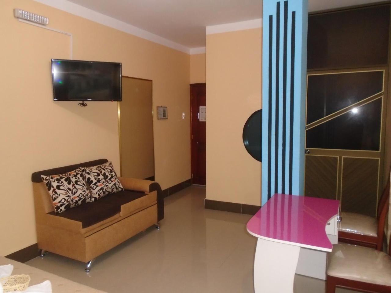 Hotel Platinum Class Nueva Loja Εξωτερικό φωτογραφία